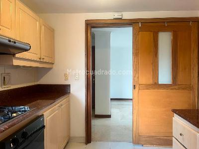Apartamento de 3 alcobas en venta en El Poblado, Medellín, 170 m² · foto 8 de 20