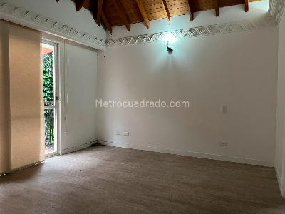 Casa en arriendo en El Poblado, Medellín · foto 11 de 20