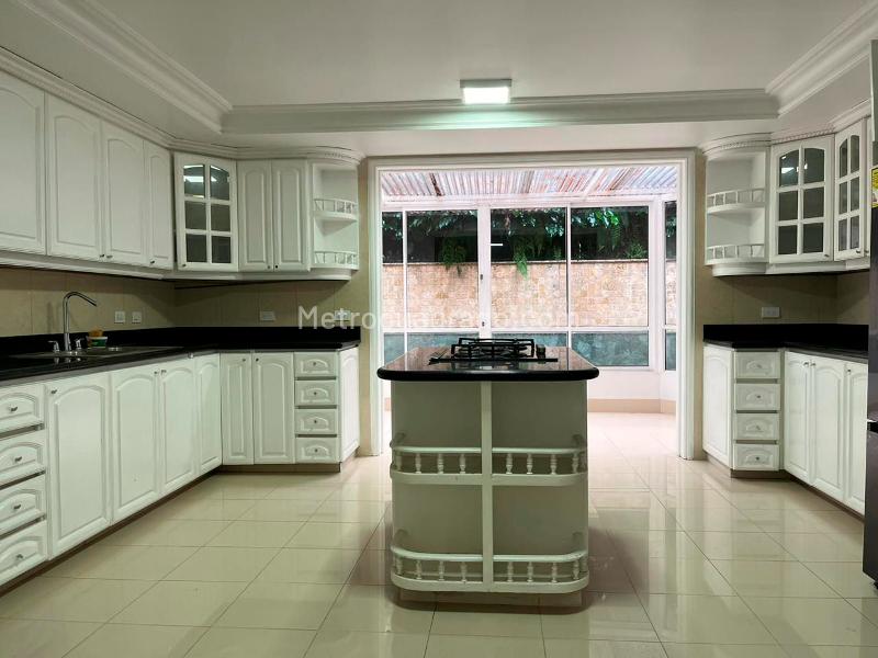 442m² 4BR House in El Poblado - 5