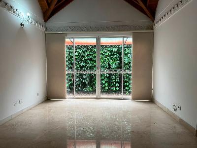 Casa en arriendo en El Poblado, Medellín · foto 8 de 20