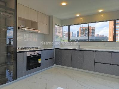 Apartamento en venta en El Poblado, Medellín · foto 6 de 17