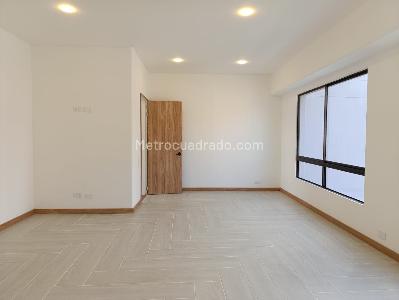 Apartamento en venta en El Poblado, Medellín · foto 9 de 17