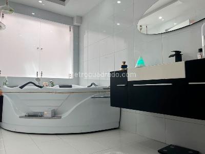 Casa en arriendo en El Poblado, Medellín · foto 14 de 18