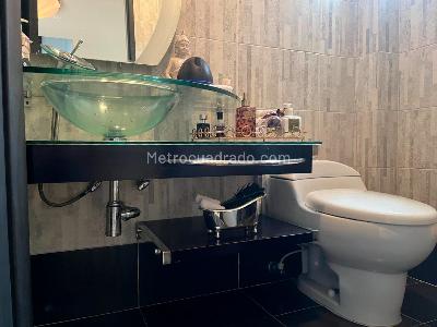 Casa en arriendo en El Poblado, Medellín · foto 15 de 18