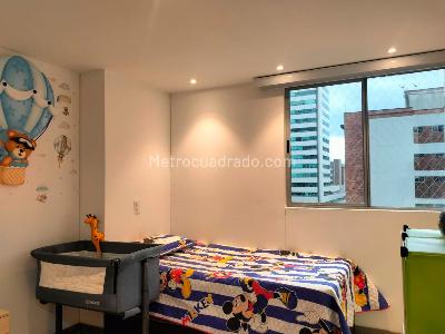 Apartamento de 3 alcobas en venta en El Poblado, Medellín, 121 m² · foto 12 de 19