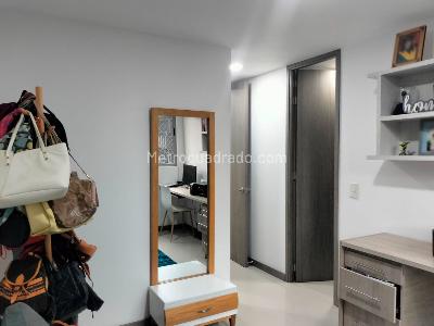 Apartamento de 3 alcobas en venta en El Poblado, Medellín, 121 m² · foto 16 de 19
