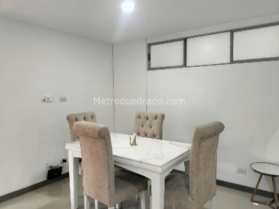 Apartamento de 3 alcobas en venta en El Poblado, Medellín, 121 m² · foto 5 de 19