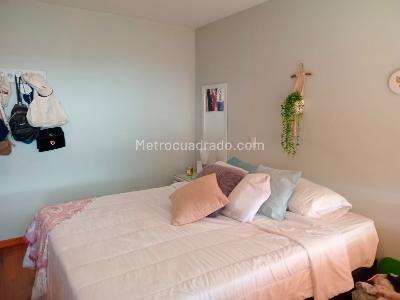 Apartamento de 3 alcobas en venta en El Poblado, Medellín, 145 m² · foto 11 de 18