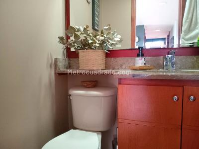 Apartamento de 3 alcobas en venta en El Poblado, Medellín, 145 m² · foto 16 de 18