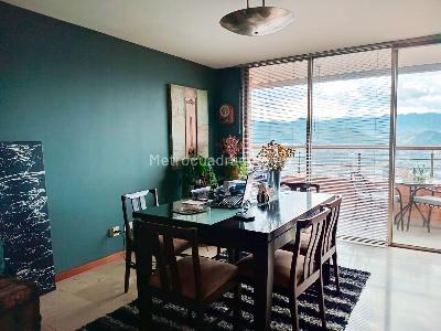 Apartamento de 3 alcobas en venta en El Poblado, Medellín, 145 m² · foto 4 de 18