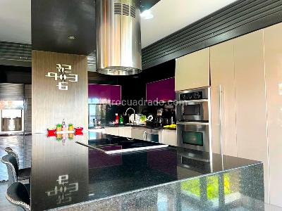 Apartamento de 3 alcobas en venta en Alejandría, Medellín, 253 m² · foto 5 de 19