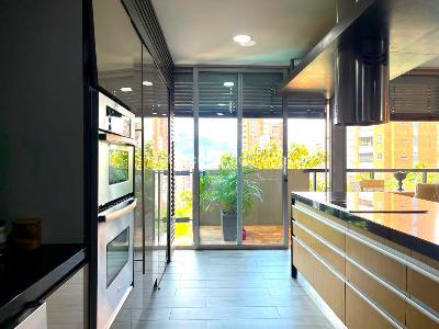 Apartamento de 3 alcobas en venta en Alejandría, Medellín, 253 m² · foto 7 de 19