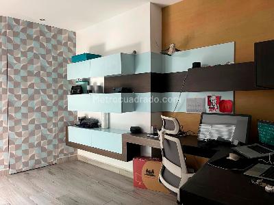Apartamento de 3 alcobas en venta en Alejandría, Medellín, 253 m² · foto 8 de 19