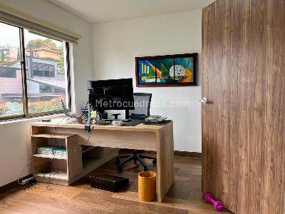 Casa de 3 alcobas en venta en Envigado, Envigado, 325 m² · foto 10 de 20