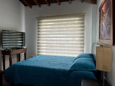 Casa de 3 alcobas en venta en Envigado, Envigado, 325 m² · foto 14 de 20
