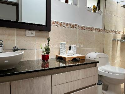 Casa de 3 alcobas en venta en Envigado, Envigado, 325 m² · foto 17 de 20