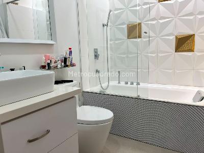 Casa de 3 alcobas en venta en Envigado, Envigado, 184 m² · foto 12 de 17