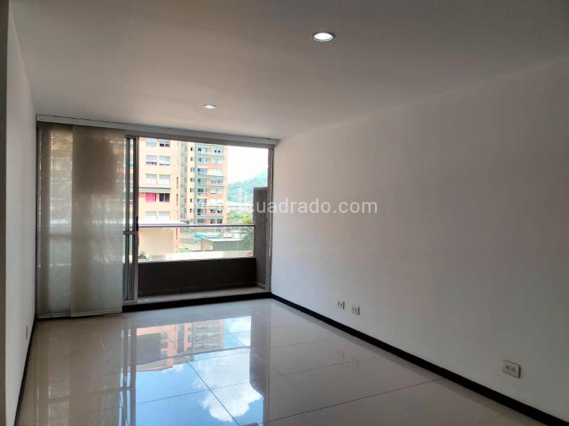 3BR Apartment for Rent in El Poblado with Gym & Pool