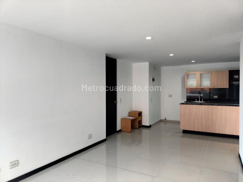 3BR Apartment for Rent in El Poblado with Gym & Pool - 3