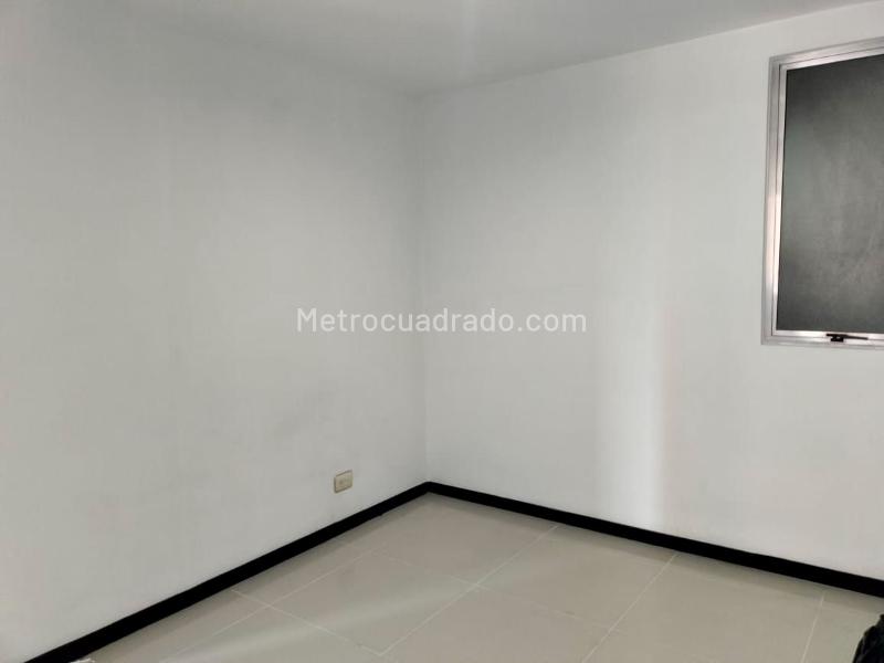 3BR Apartment for Rent in El Poblado with Gym & Pool - 8