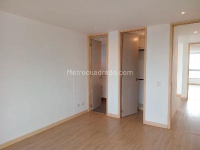Apartamento de 3 alcobas en venta en El Poblado, Medellín, 219 m² · foto 15 de 20