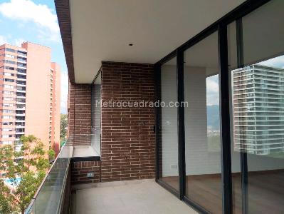 Apartamento de 2 alcobas en venta en El Poblado, Medellín, 120 m² · foto 16 de 16