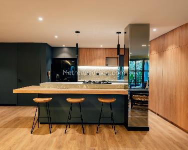 Apartamento de 2 alcobas en venta en El Poblado, Medellín, 159 m² · foto 4 de 15