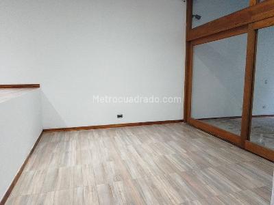 Casa en arriendo en El Poblado, Medellín · foto 3 de 19
