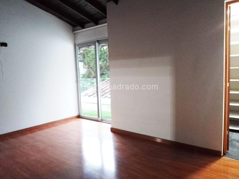 Spacious 4BR House with Pool in El Poblado - 9