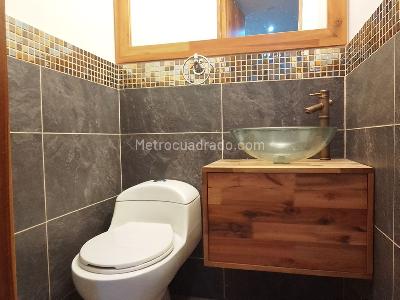 Casa en arriendo en El Poblado, Medellín · foto 16 de 19