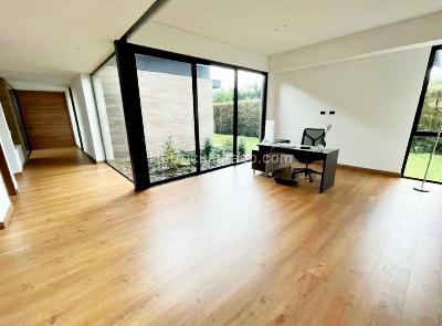 Casa de 3 alcobas en venta en Llanogrande, Rionegro, 577 m² · foto 6 de 20