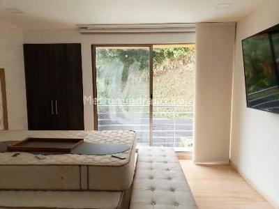 Casa en arriendo en El Poblado, Medellín · foto 10 de 16