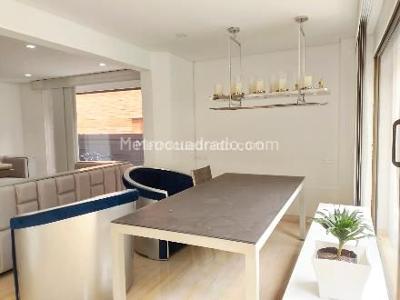 Casa en arriendo en El Poblado, Medellín · foto 4 de 16