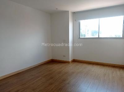 Apartamento de 3 alcobas en venta en El Poblado, Medellín, 219 m² · foto 12 de 19