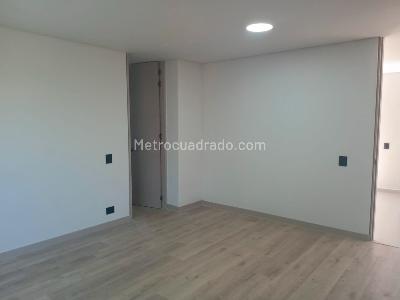 Apartamento en arriendo en El Poblado, Medellín · foto 10 de 19