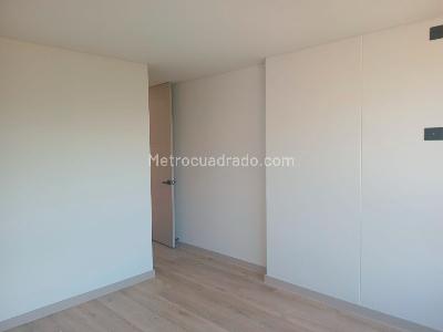 Apartamento en arriendo en El Poblado, Medellín · foto 13 de 19