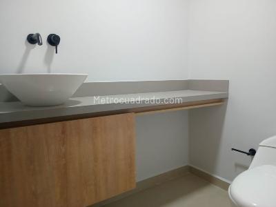 Apartamento en arriendo en El Poblado, Medellín · foto 18 de 19