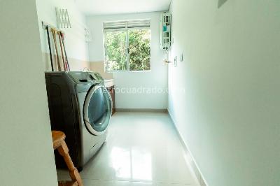 Casa de 3 alcobas en venta en Envigado, Envigado, 330 m² · foto 17 de 20