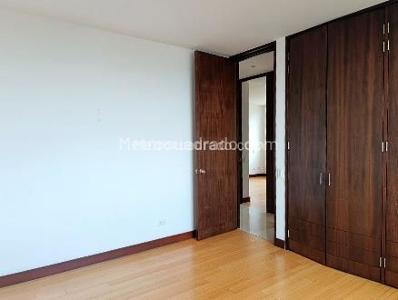 Apartamento de 4 alcobas en venta en El Poblado, Medellín, 220 m² · foto 12 de 19