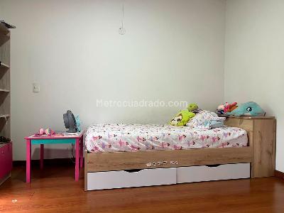 Casa de 4 alcobas en venta en El Poblado, Medellín, 280 m² · foto 10 de 18