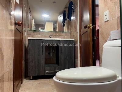 Casa de 4 alcobas en venta en El Poblado, Medellín, 280 m² · foto 16 de 18