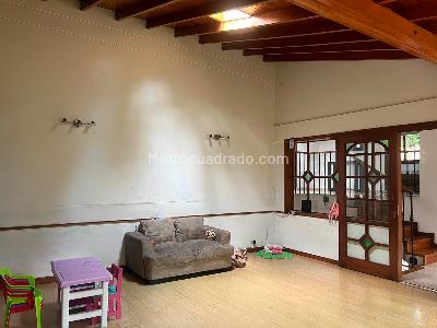 Casa de 4 alcobas en venta en El Poblado, Medellín, 280 m² · foto 6 de 18