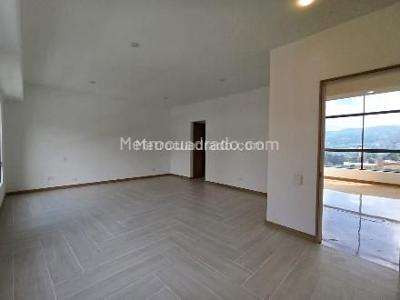 Apartamento de 3 alcobas en venta en El Tesoro, Medellín, 300 m² · foto 11 de 17