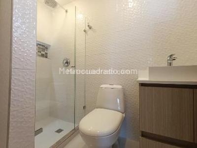 Apartamento de 3 alcobas en venta en El Tesoro, Medellín, 300 m² · foto 15 de 17