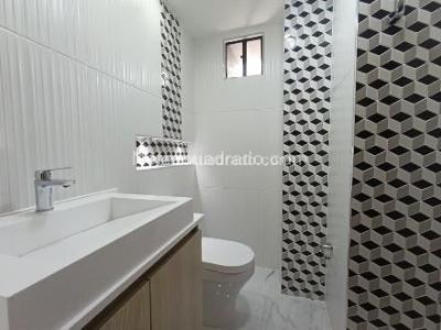 Apartamento de 3 alcobas en venta en El Tesoro, Medellín, 300 m² · foto 16 de 17
