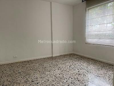 Apartamento de 3 alcobas en venta en San Lucas, Medellín, 155 m² · foto 16 de 20