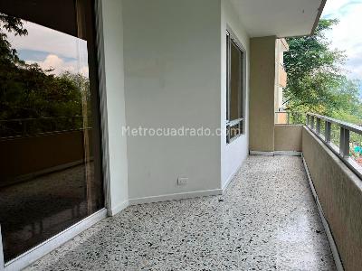Apartamento de 3 alcobas en venta en San Lucas, Medellín, 155 m² · foto 20 de 20