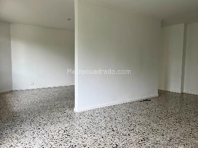Apartamento de 3 alcobas en venta en San Lucas, Medellín, 155 m² · foto 3 de 20