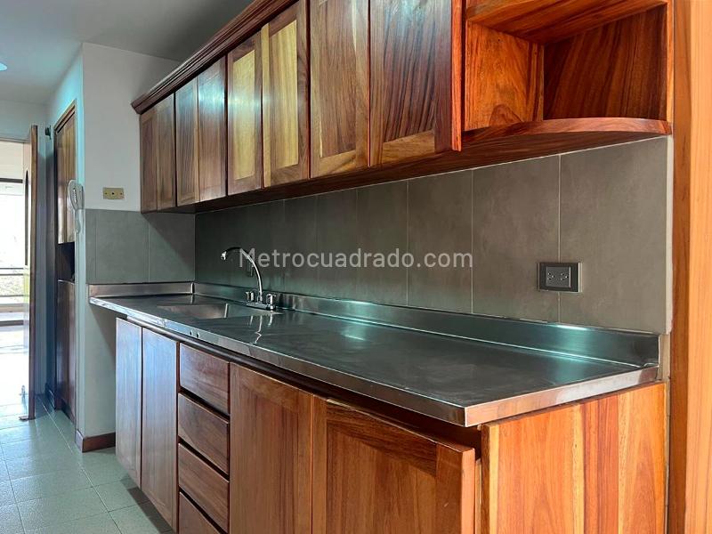 3BR Apartment with Service Room in El Poblado - 5