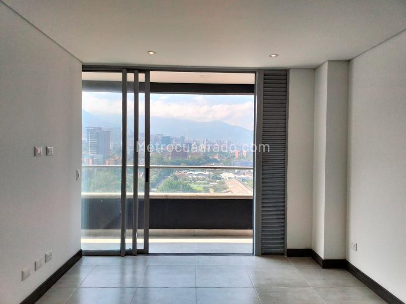 Apartamento Cómodo de 1 Alcoba en El Poblado - 2